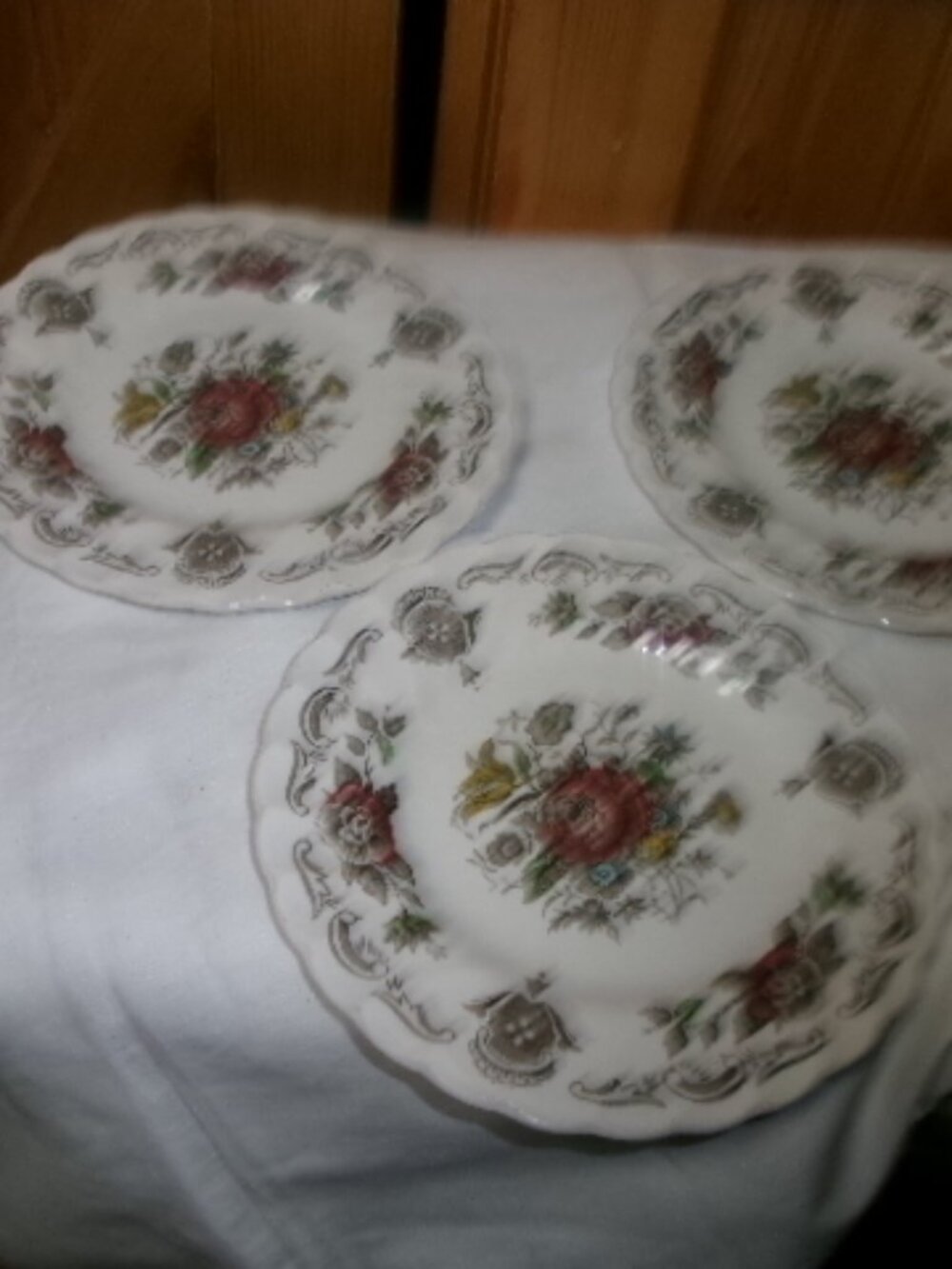 Vtg Myott Bouquet Stafford England 4 Desert plates 1 dinner plate - Picture 4 of 5